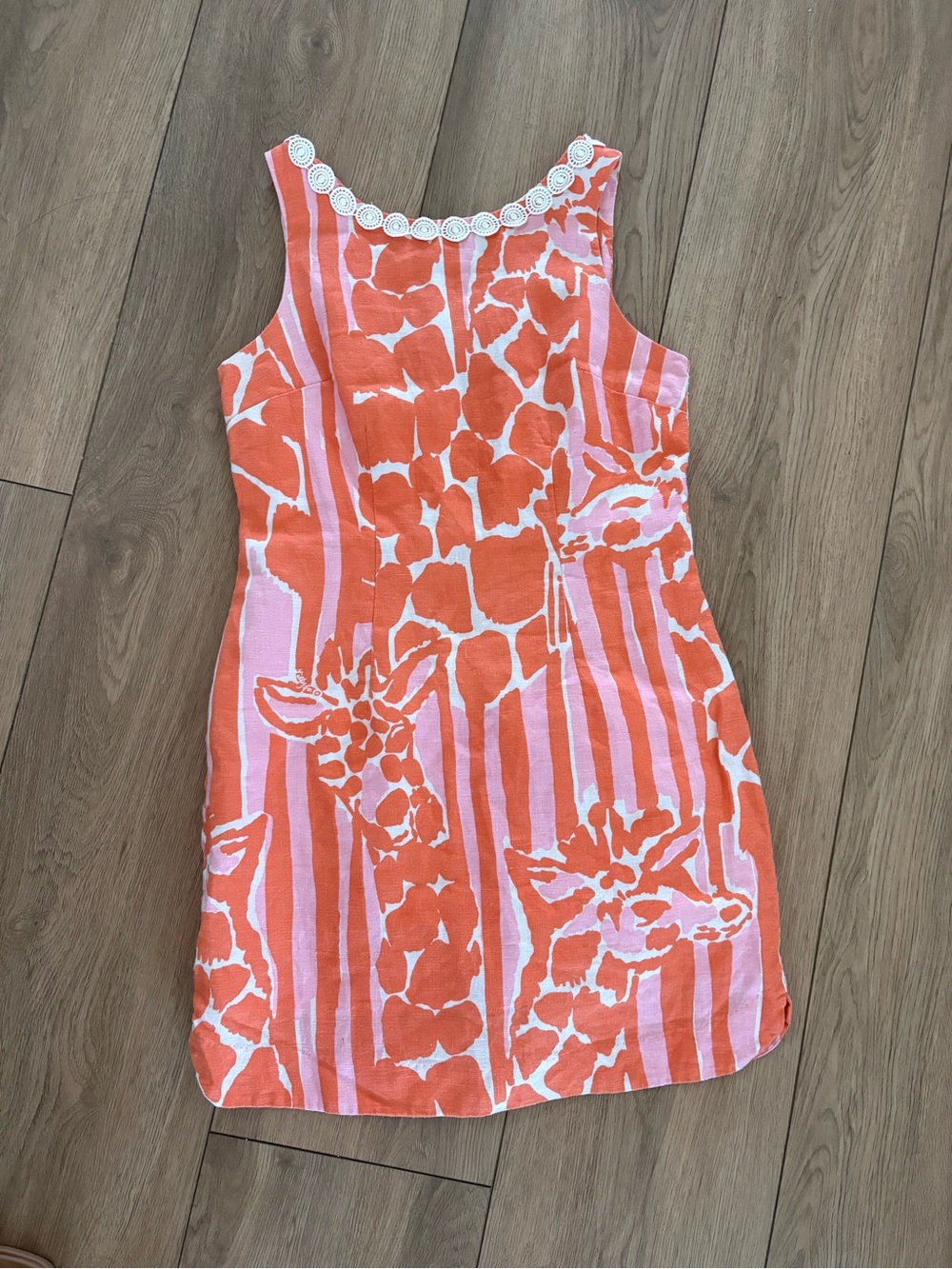 Lilly Pulitzer Orange & Pink Sleeveless Giraffe Print Shift Dress